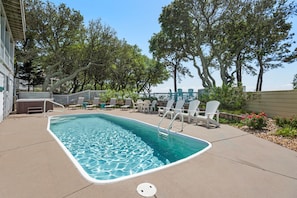 CL505: Sound & Sol | Private Pool Area