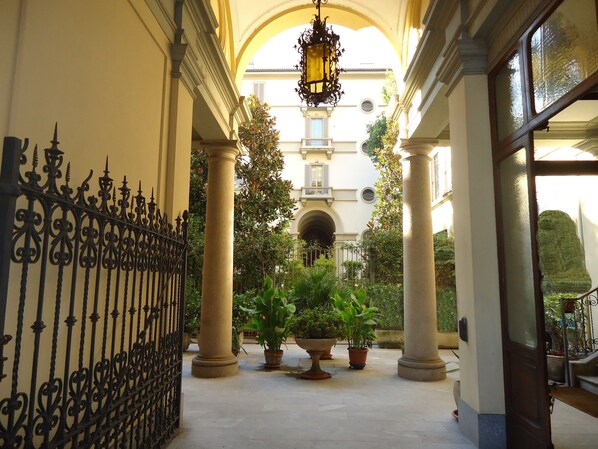 Entrance - courtyard