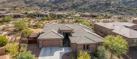 Home Nestled In The South Mountain Preserve