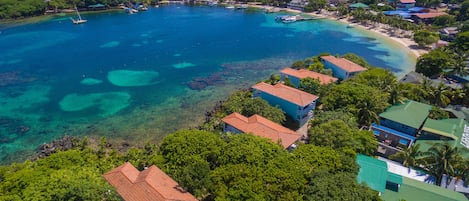 Coral Vistas with private pool and unmatched location on the point