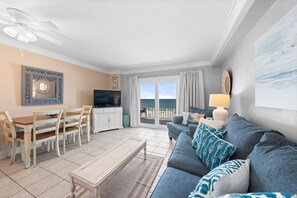 1 Seacrest 406 Living Room