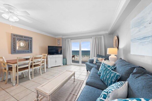 1 Seacrest 406 Living Room