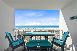 4 Island Shores 356 Balcony