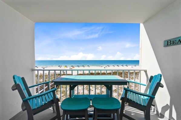 4 Island Shores 356 Balcony