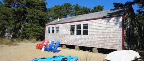 Looking for some adventure? Take the kayak out and discover the pond - 1047 Old Queen Anne Road Chatham Cape Cod - New England Vacation Rental