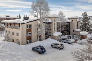 Ski-Trail-Condominiums_07