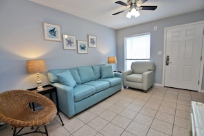 1 - Living Room (4)