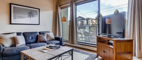 Warm and spacious - Park City Lodging-115 Edelweiss