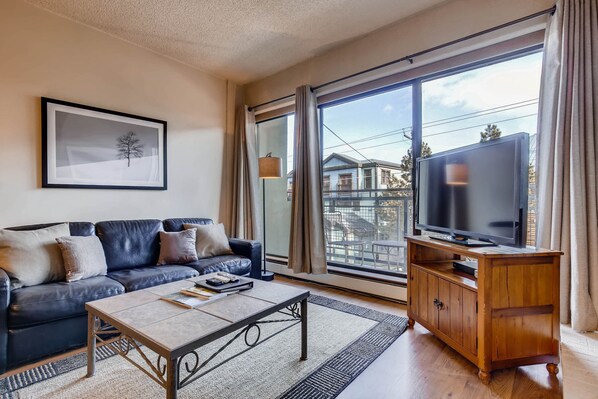Warm and spacious - Park City Lodging-115 Edelweiss