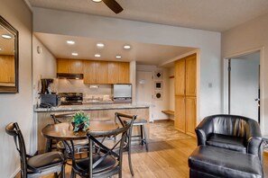 Dining table seating 4 - Park City Lodging-115 Edelweiss