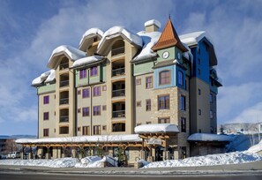 Highmark-Steamboat-Springs_01w