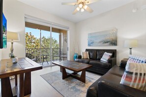 Living Room (Angle 2)