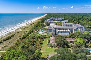 Gorgeous Oceanfront location - Beach out in front of Beach Villas