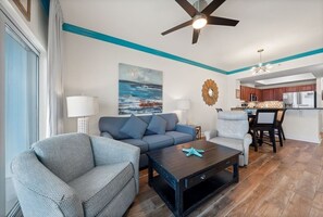 3 Crystal Tower 1507 Living Room