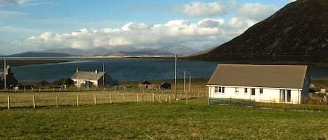 Taransay Cottage (on the right) 