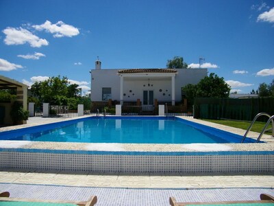 Gran Villa impresionante situado en Campo de Andalucía.