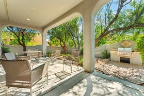 Ample seating for enjoying the outdoors and plenty of trees to attract birds, making it a lovely location for those who love bird watching!