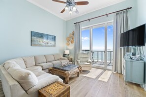 Spanish Key 702 Living Room with Balcony Access