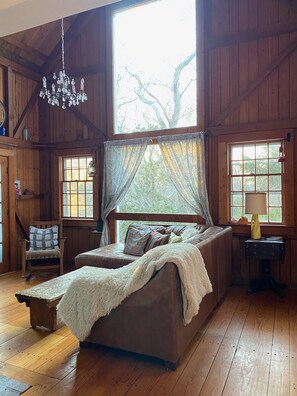 Living Room, first view