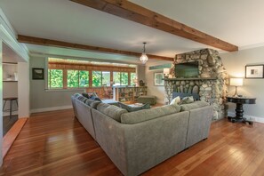 Living room with gas fireplace