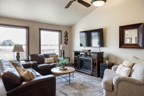 Upstairs Living Area
