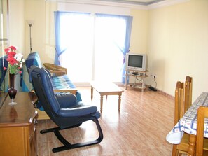 Resort Choice offers apartment rental with spacious living room