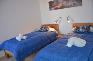 Penthouse rental with luxurious 2 single bed bedroom - Resort Choice