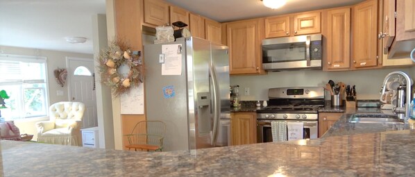 Kitchen and livingroom