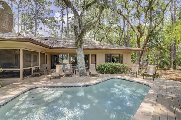 Private Pool