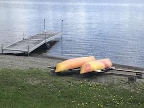 2 kayaks for use