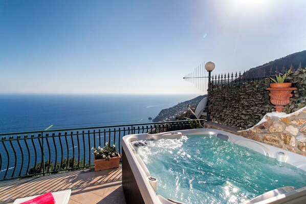 Bubbelpool utomhus