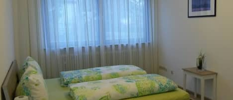 Ferienwohnung Gänsbach, 90qm, 2 Schlafzimmer, max. 5 Personen