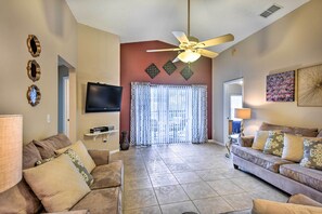 Living Room | Central A/C & Heating | Board Games | Cable | DVD Player