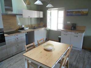 Open plan kitchen dining 