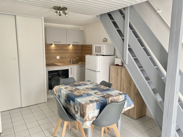 Oklassificerad bild, 1 av 10, knapp
