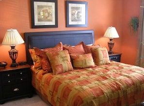 Master Bedroom 1 with King Size Bed