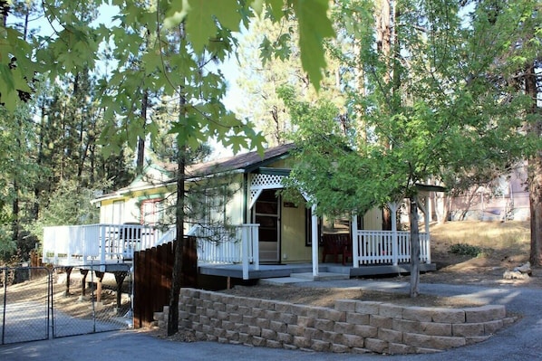 Sugar Bear Cottage