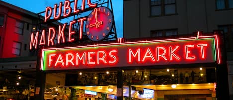 Pike Place Market is only 3 blocks away