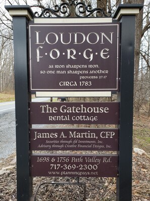 Welcome to The Gatehouse at Loudon Forge