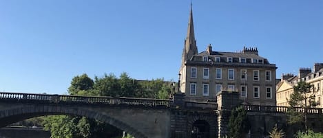 Georgian House and North Parade Bridge from the River Avon