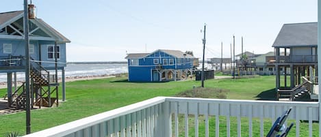 Come chill with us, the jetties is less than a 5 minute walk.
