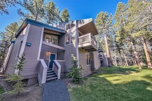 Lake-side Tahoe Home w/Private Beach, Pool & next to Heavenly!