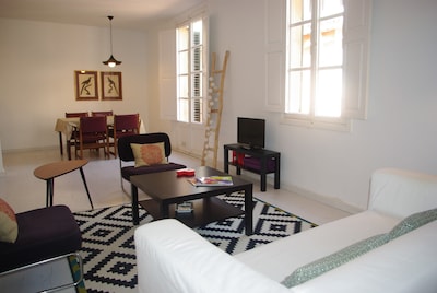 100m to Palma town hall, WiFi. AC. Rent for months!