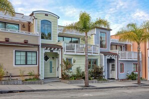 Welcome to your perfect beach retreat! This spacious two-master-ensuite condo is just a 2-minute stroll from the sparkling shores of Avila Beach.