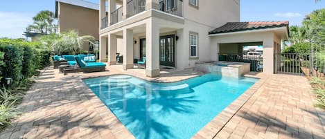 Enjoy Fun Filled Days at Your Private Pool * Please Note the Attached Overflow Spa is NOT a Hot Tub. It Does Not Heat Like a Hot Tub*