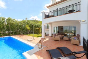 Front terrace view