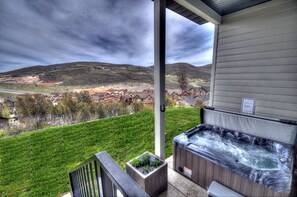 Jordanelle Estates 13299: Outdoor Hot Tub: "Relaxing soak surrounded by serene nature, a perfect escape from reality."