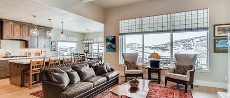 Jordanelle Estates 13299: "Cozy space with ample natural light and stylish furnishings."