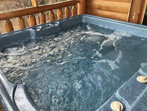 Jacuzzi,Hot Tub,Tub