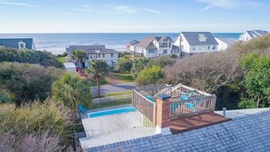 Ocean Views & Rooftop Deck